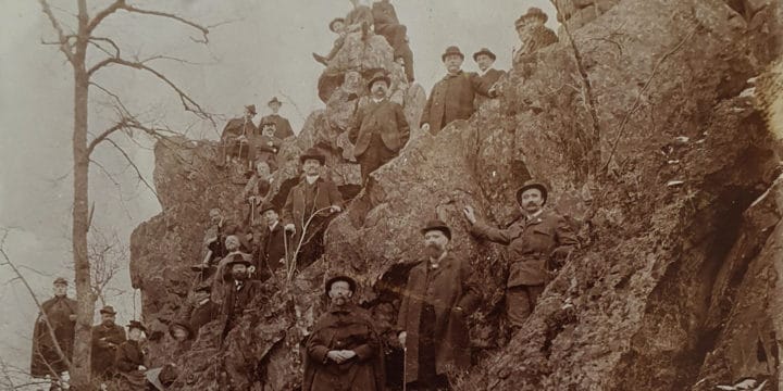 Besuch bei den Wichteln: Gruppenbild aus dem Jahr 1908 (Vorschau)